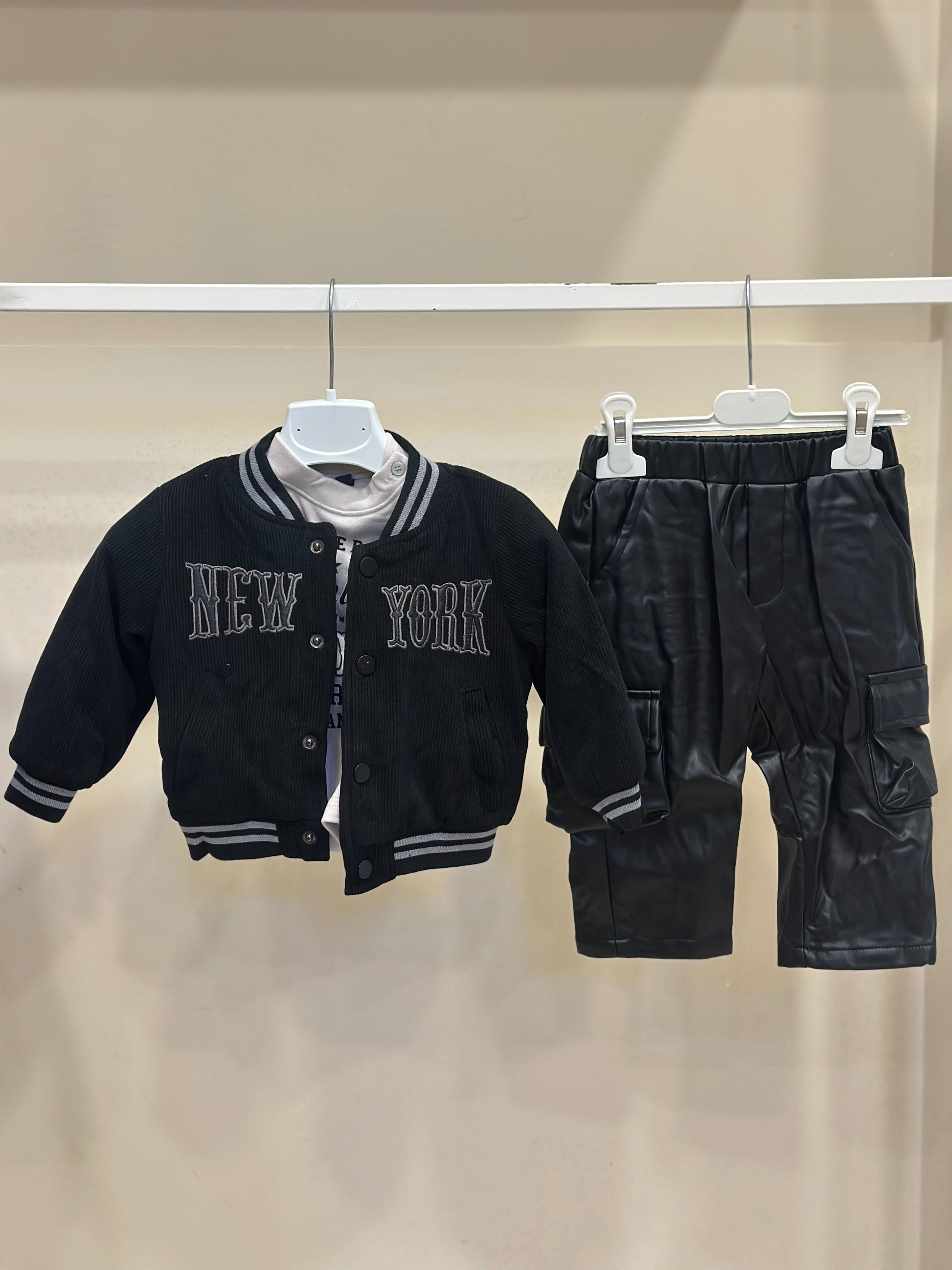 Coordinato New York nero S8335