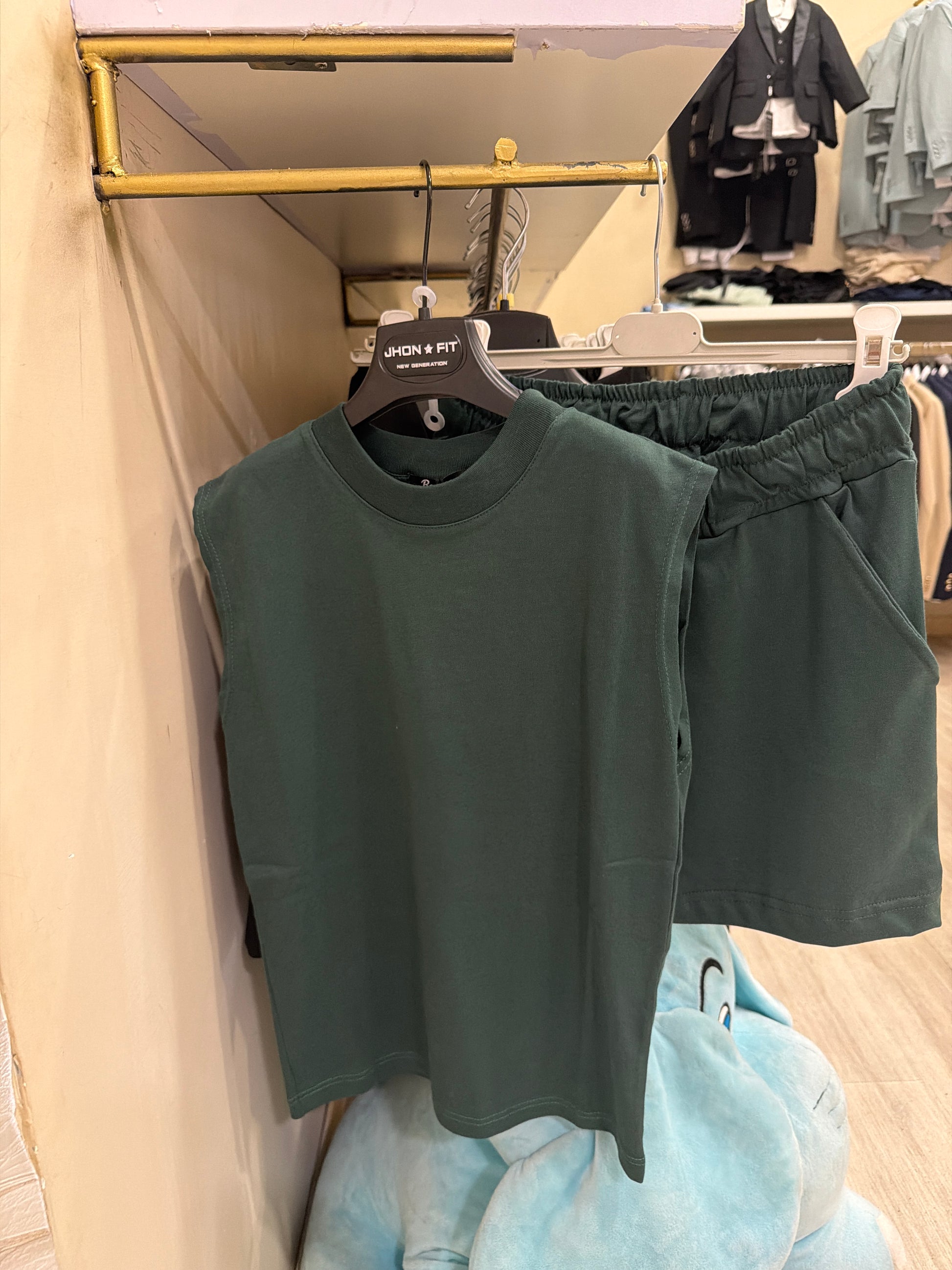 coordinato smanicato verde