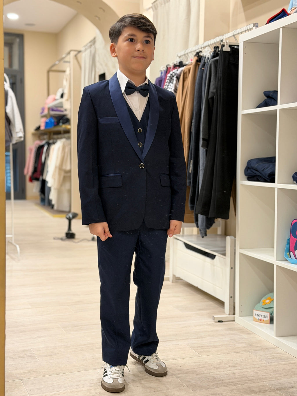 abito smoking con gilet blu