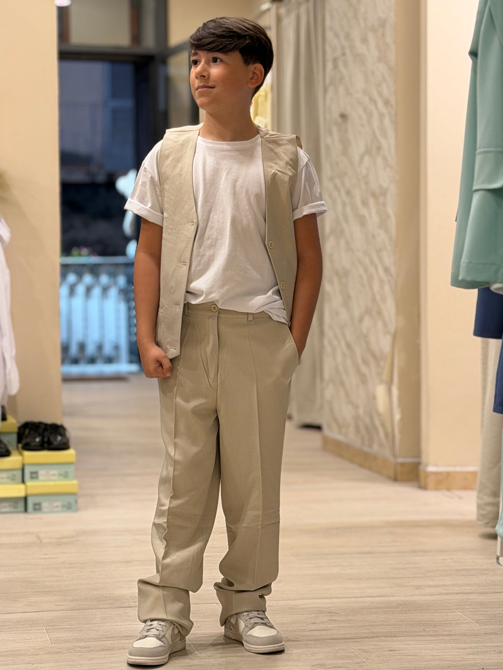Coordinato con gilet baggy sabbia