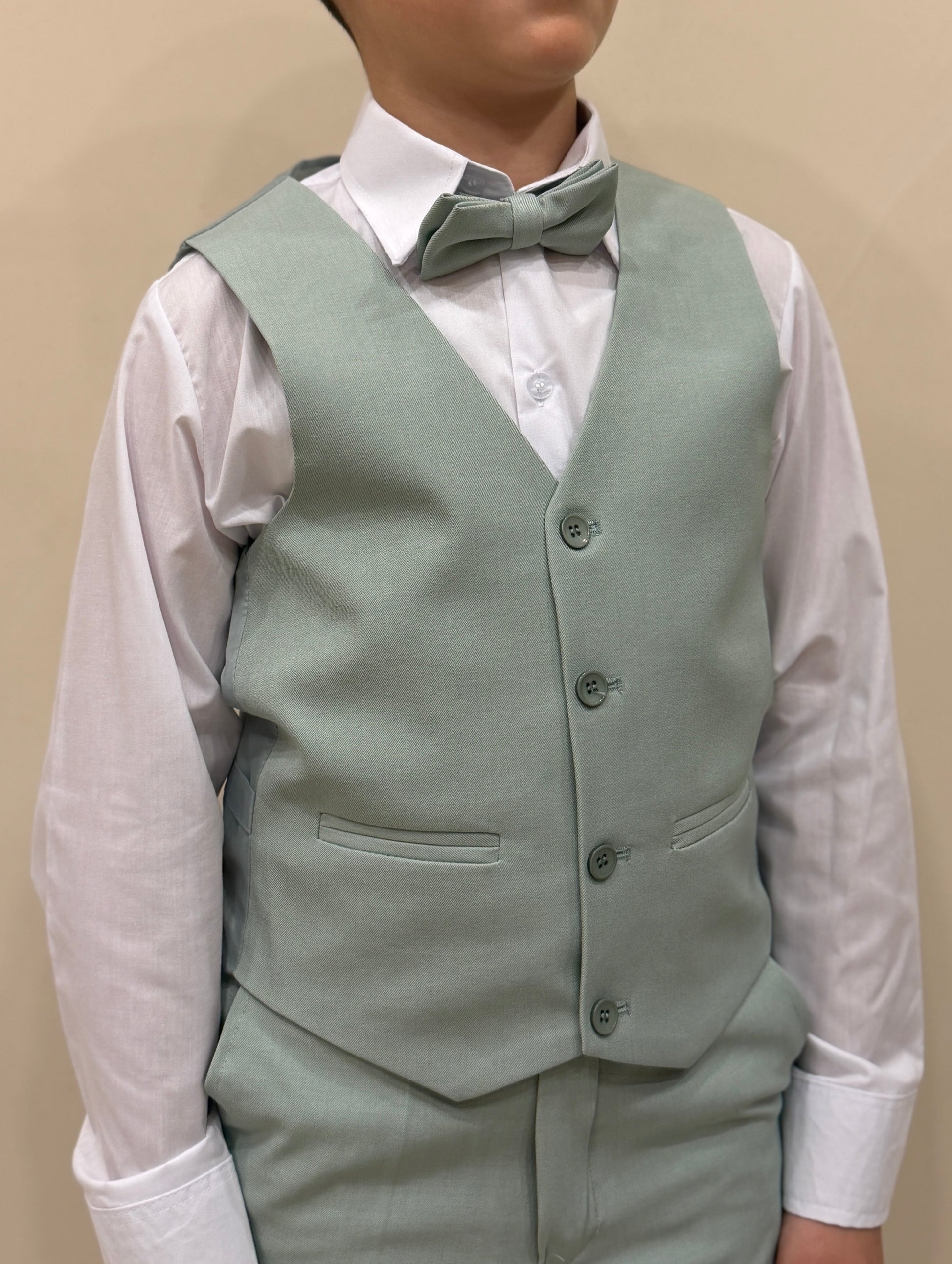 abito doppiopetto con gilet salvia