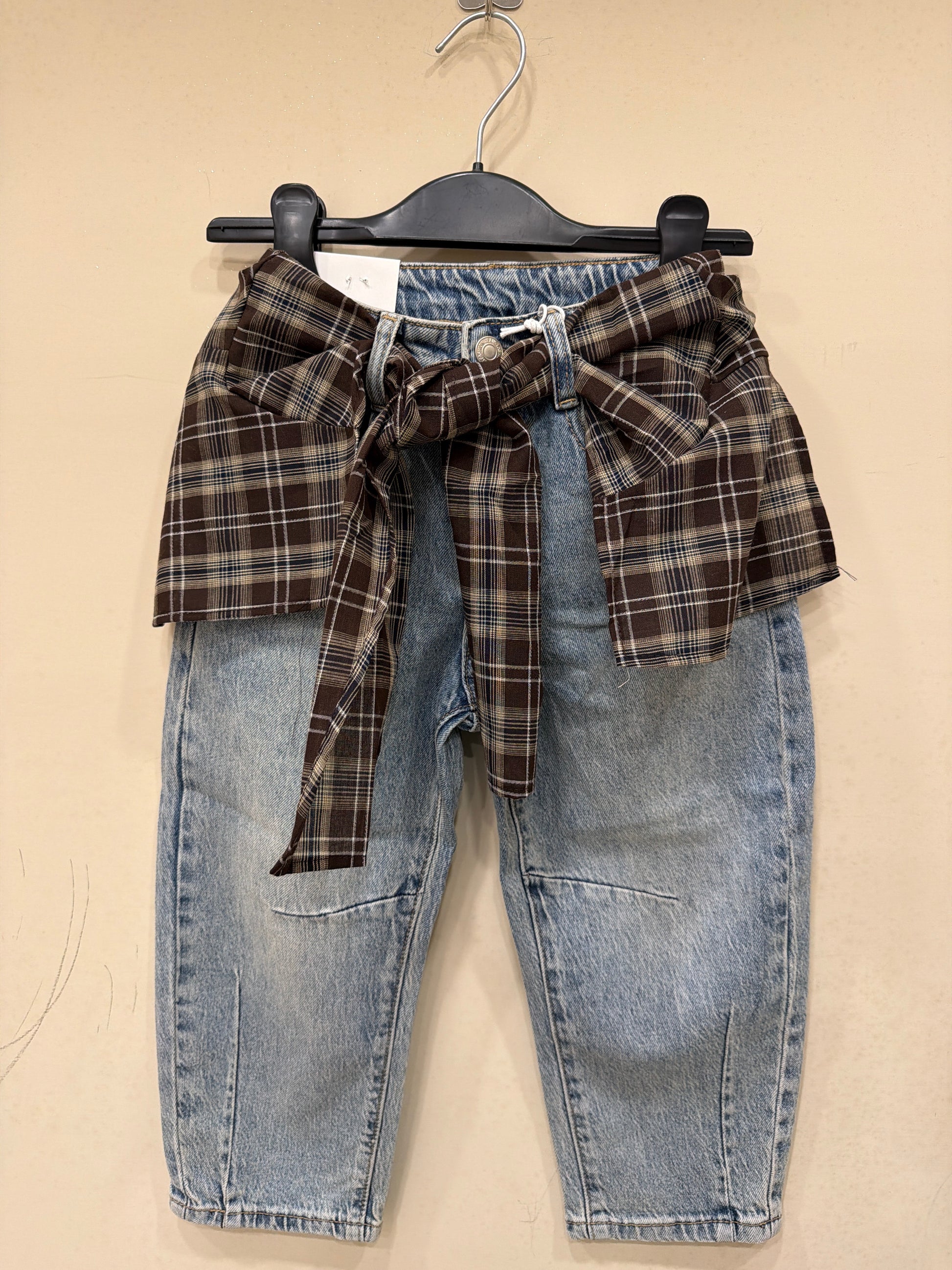 jeans con camicia 118
