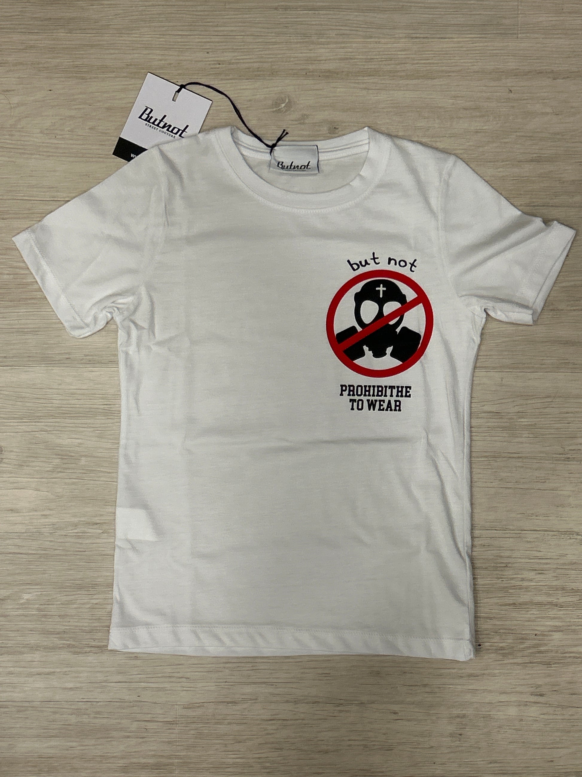 T shirt butnot logo white