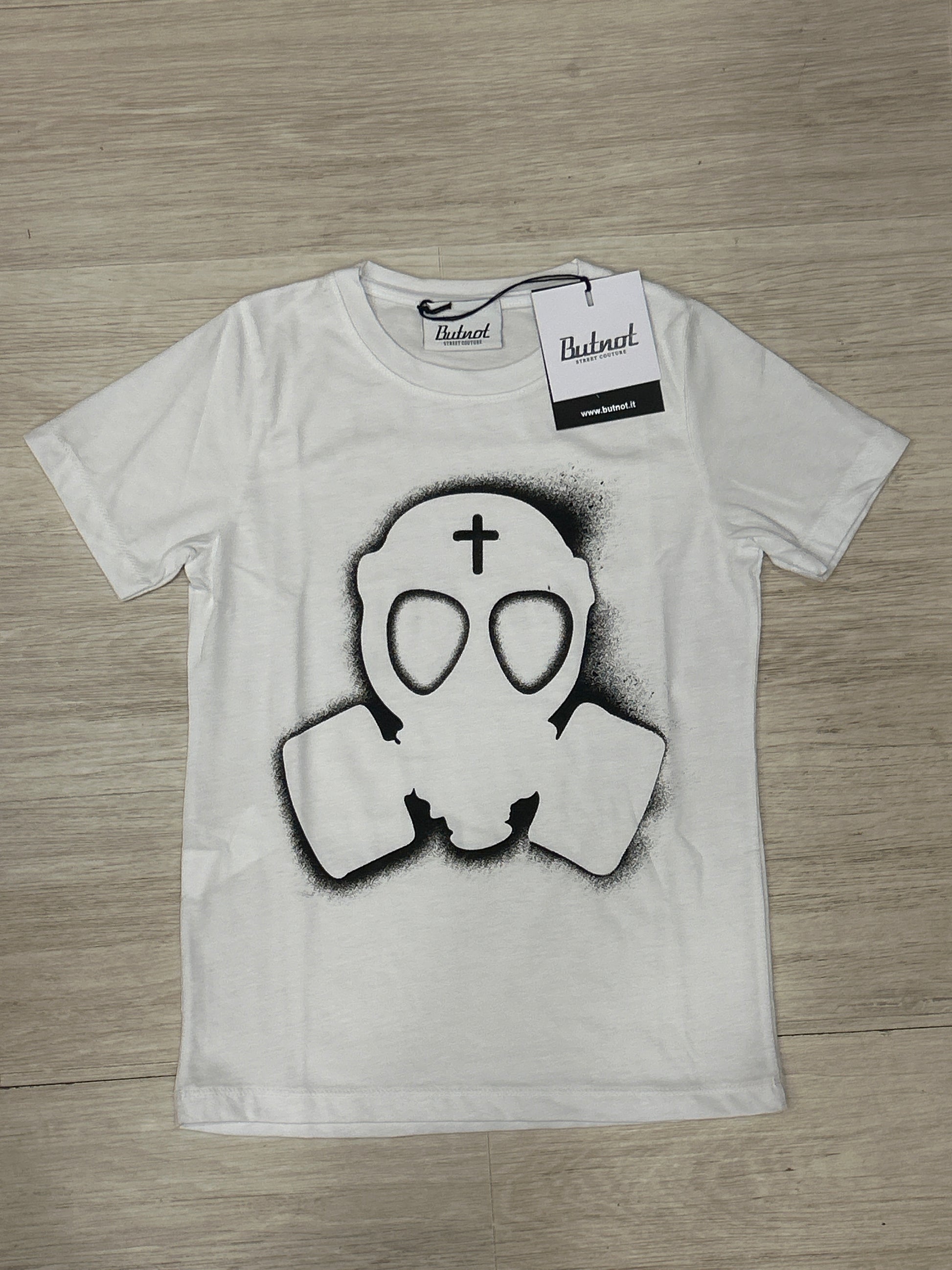 T shirt butnot logo 2 white